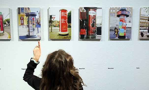 Exposició "Pirulís. Columnes d'expressió lliure"